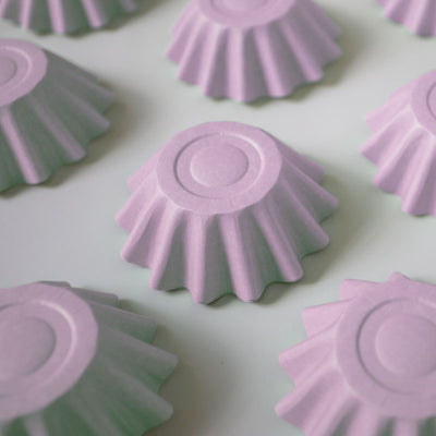 PASTEL LILAC BLOOM BAKING CUPS (24 PACK)