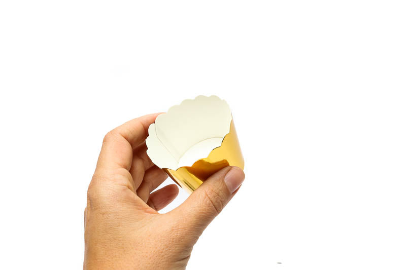 FOIL CARD BAKING CUPS (25 PACK) - GOLD