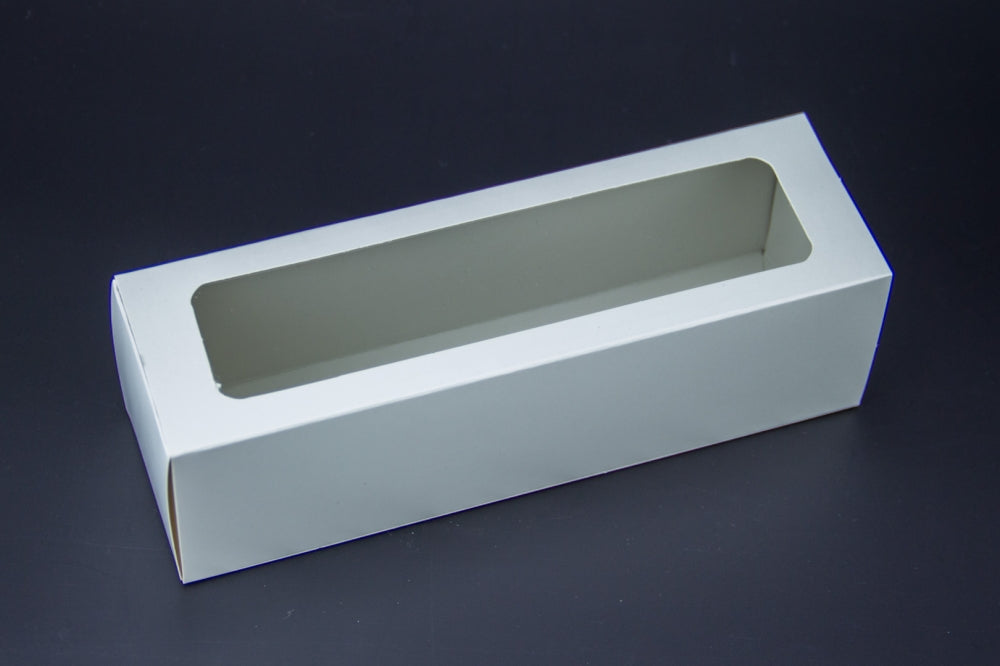 MACARON BOX WHITE PLAIN - HOLDS 6 PIECES